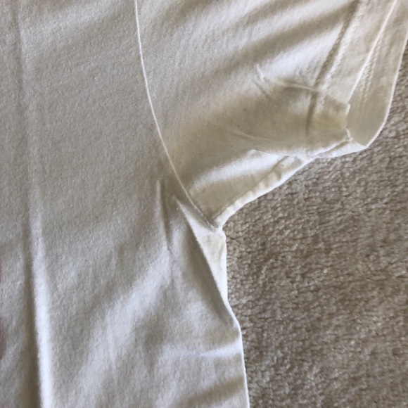 Super soft and cozy American flag tee - Picture 8 of 12